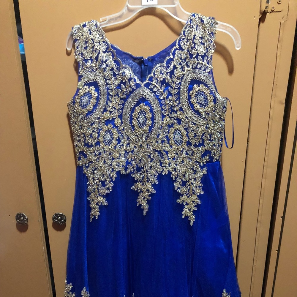 Girls dress for party